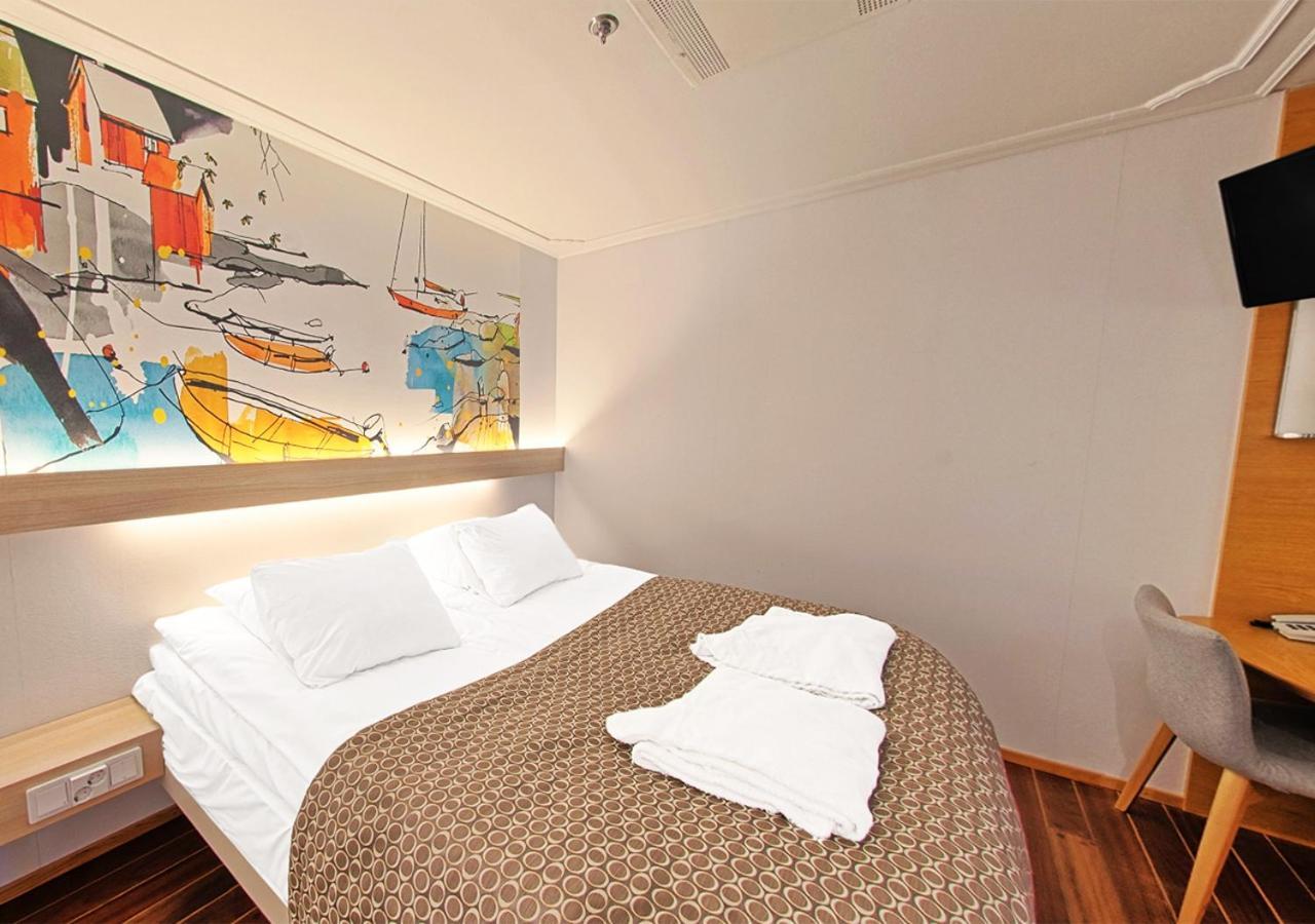 Hotel Viking Line Ferry Viking Cinderella - One-Way Journey From Stockholm To Helsinki Chambre photo