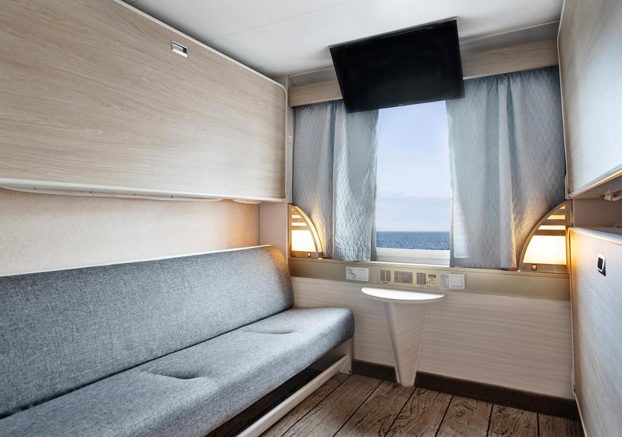 Hotel Viking Line Ferry Viking Cinderella - One-Way Journey From Stockholm To Helsinki Chambre photo