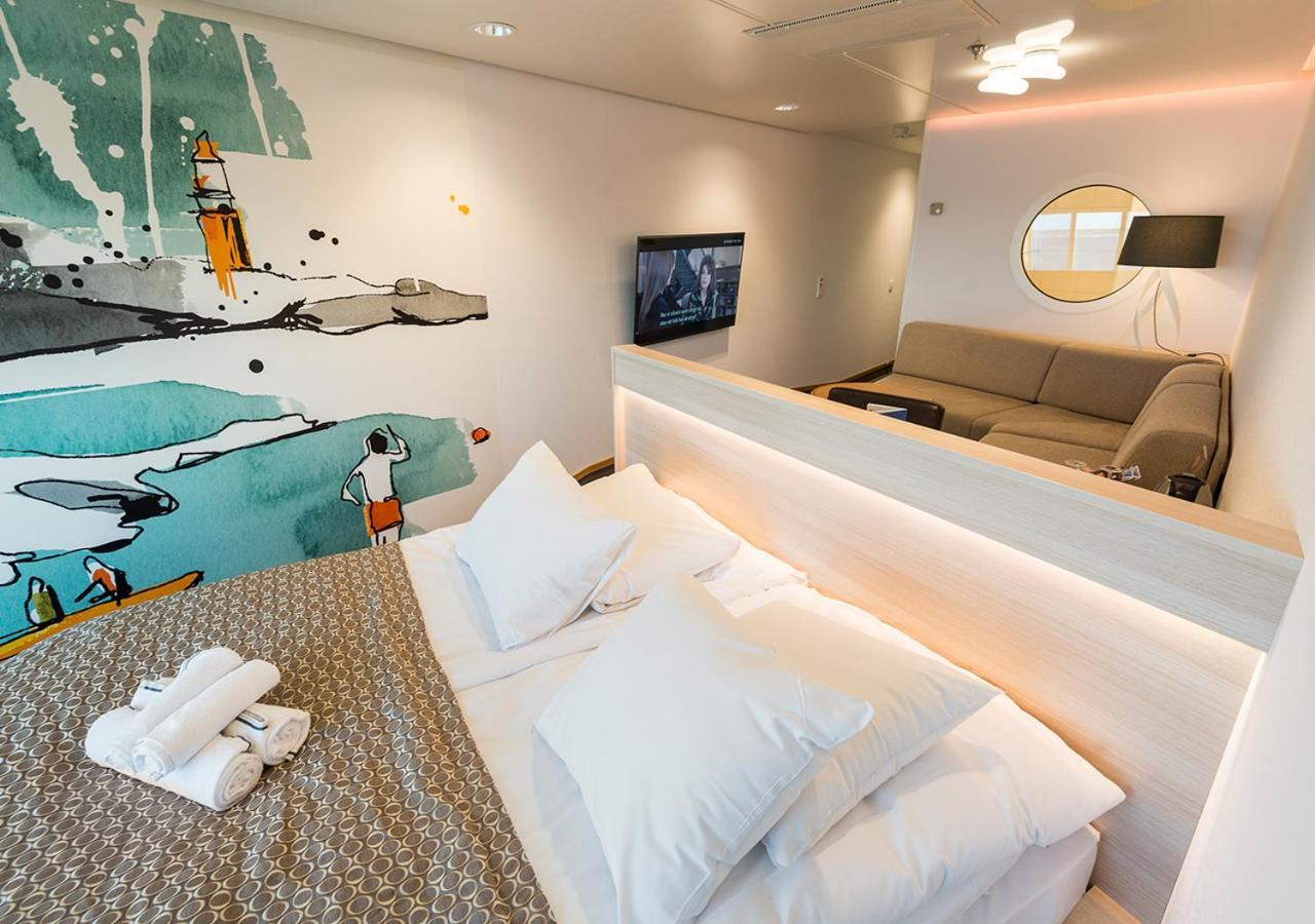 Hotel Viking Line Ferry Viking Cinderella - One-Way Journey From Stockholm To Helsinki Chambre photo