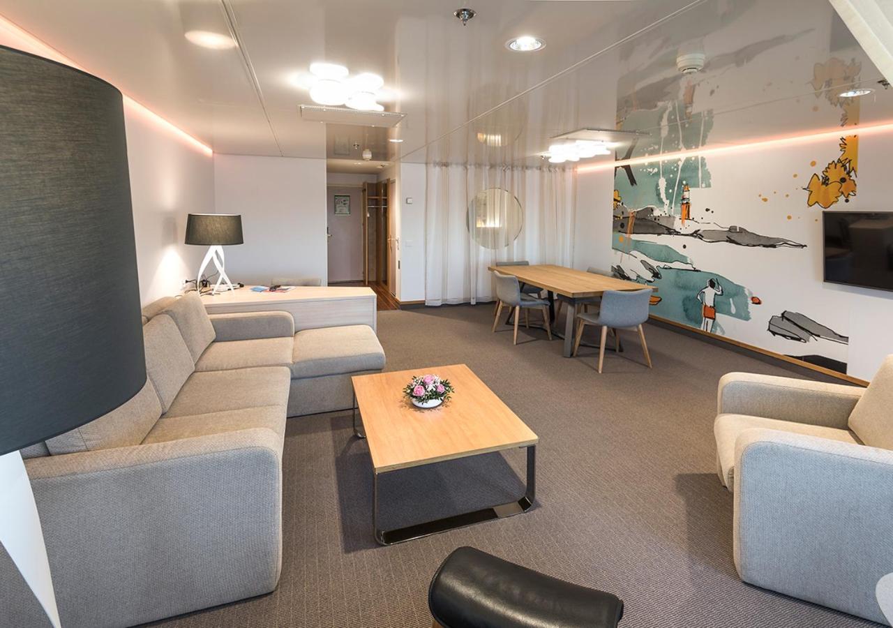 Hotel Viking Line Ferry Viking Cinderella - One-Way Journey From Stockholm To Helsinki Chambre photo