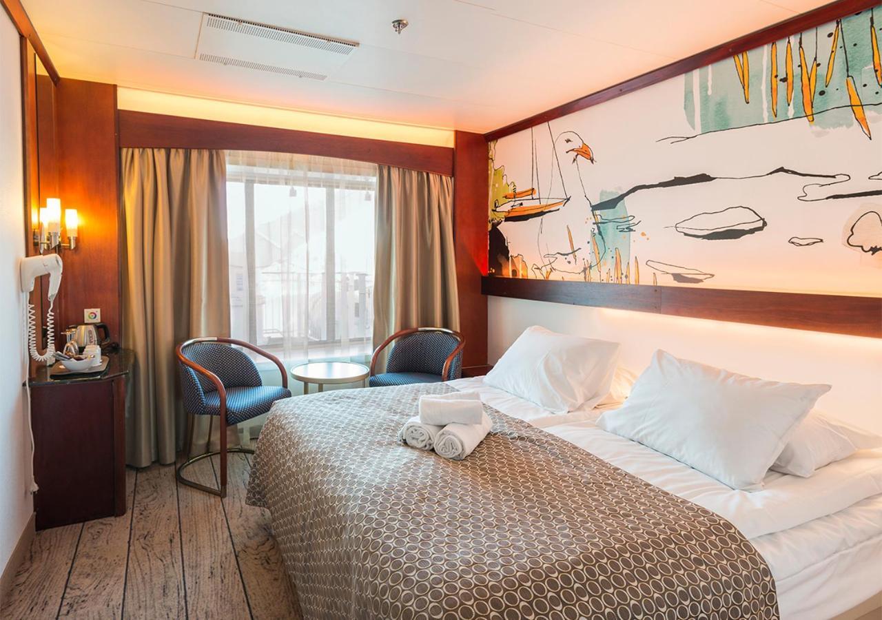 Hotel Viking Line Ferry Viking Cinderella - One-Way Journey From Stockholm To Helsinki Chambre photo